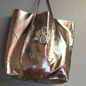 B &B shopping bag